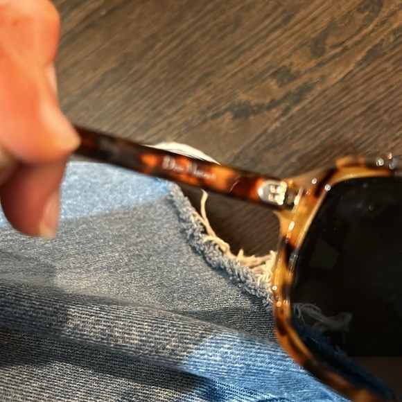 Christian Dior Authentic Sunglasses with case, new cleaner and box - Picture 5 of 9